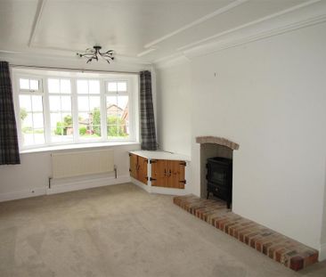 2 bedroom bungalow to rent - Photo 1