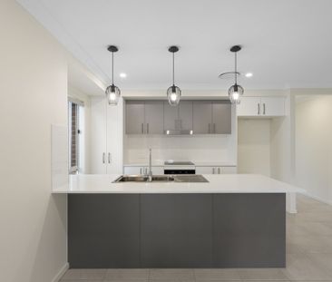 Welcome to Your New Home&excl; Rent &dollar;630pw Upto 23&sol;11&so... - Photo 6