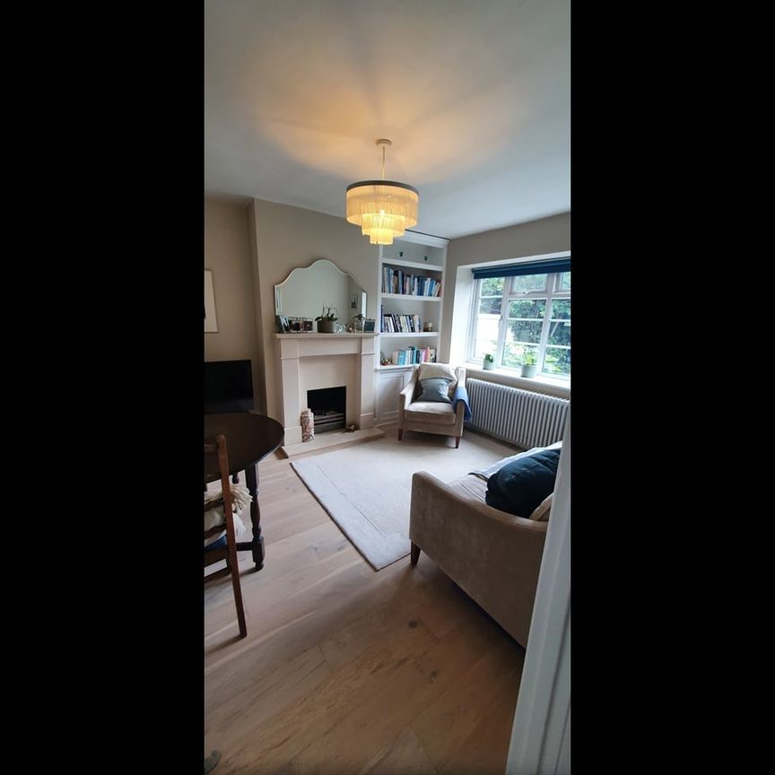 Room in a Shared Flat, Cintra Court, SE19 - Photo 1