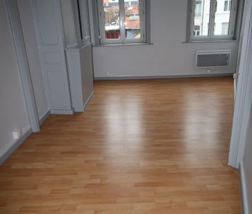 Location Appartement 1 pièce 24m² LILLE 59000 - Photo 5