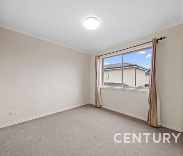 Spacious 3-Bedroom Living - Photo 6