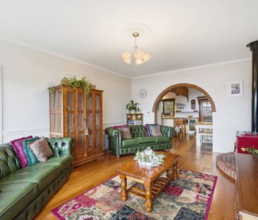 Light-Filled Home in the Heart of Lewisham - Photo 2