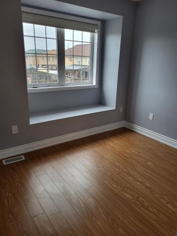 For Lease - 1585 Gowling Terrace, Milton, Ontario - Photo 4