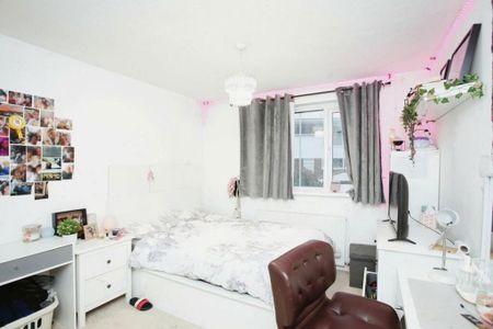 5 bedroom house to rent - Photo 4