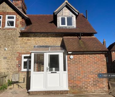 2 bedroom semi-detached house to rent - Photo 6