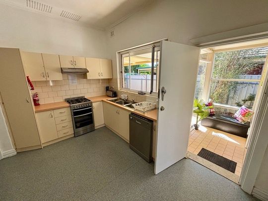 South Plympton - Photo 1