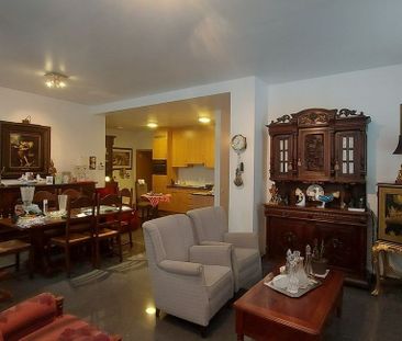 Appartement te huur in Kortrijk voor € 840 met 1 slaapkamer - Foto 2