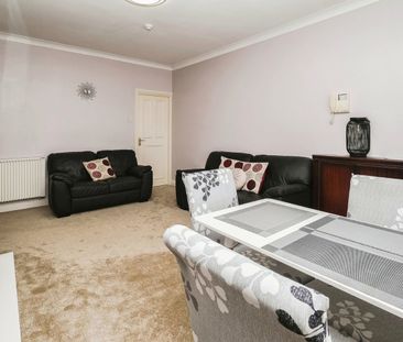 3 Bed Flat, Kingfisher House, L13 - Photo 4