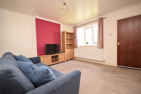 5, Elder Croft, Leeds, West Yorkshire, LS13 4BX - Photo 3