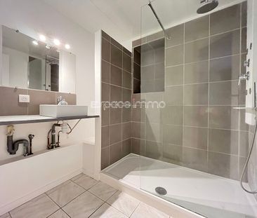 Location Maison 5 pièces 78m² DEVILLE LES ROUEN 76250 - Photo 6
