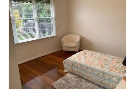 NEAT FAMILY HOME - Photo 3