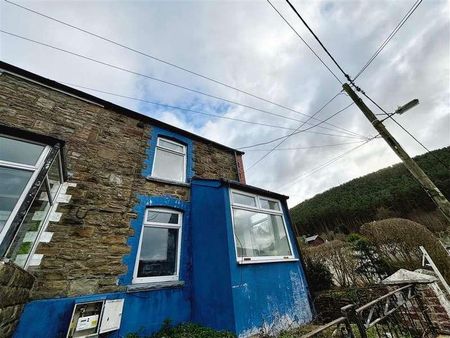 Jubilee Road, Six Bells, Abertillery, NP13 - Photo 4