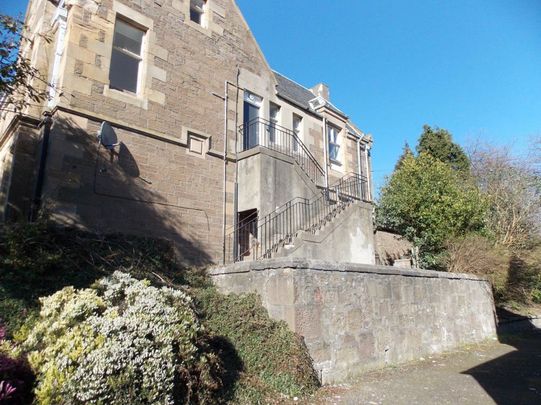 Flat Coupar Angus Road, Dundee - Photo 1