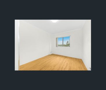 Two Bedroom Apartment For Rent in Strathfield - Photo 2