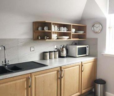 2 bedroom flat to rent - Photo 6