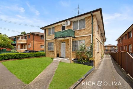 4/9 Denman Avenue, Wiley Park NSW 2195 - Townhouse For Rent | Domain - Photo 2