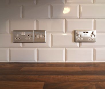 Ground Floor Flat, Flat 14, 55/57 Cathedral Road, Cardiff CF11 9HD - Photo 2