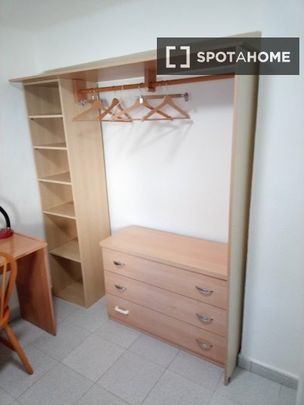 madrid, Community of Madrid 28037 - Photo 1