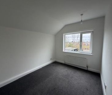 3 bedroom Terraced House To Let - Photo 5