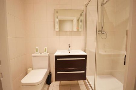 Studio to rent - Photo 5