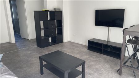 3 pièces - Meublé - 75 m² - 2ème étage - Colocation autorisée - Photo 3