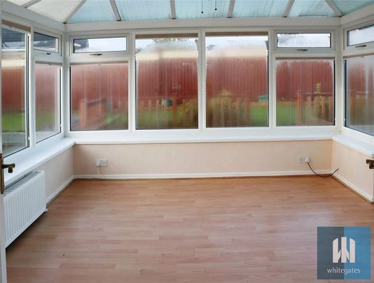 3 bedroom bungalow to rent - Photo 1