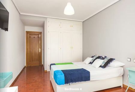 Calle de Beatriz de Bobadilla, Madrid, Community of Madrid 28040 - Photo 2