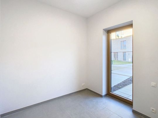 Appartement te huur - Photo 1