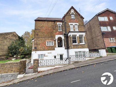 4 bedroom maisonette to rent - Photo 3