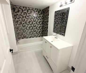 For Lease - 482 East 37th (Basement) Street, Hamilton, Ontario - Photo 5