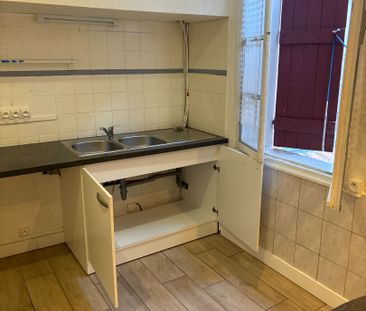 Location Appartement 3 pièces 56m² - Photo 4