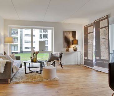 Flot 4 værelses lejlighed med altan - Photo 2