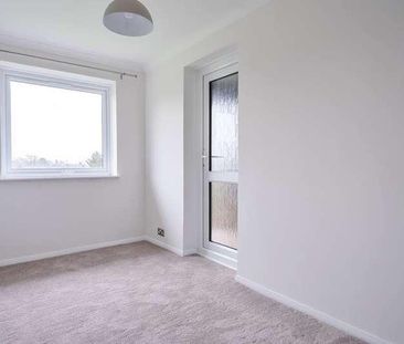 Windsor Drive, High Wycombe, HP13 - Photo 6