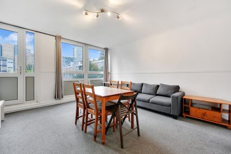 2 bedroom maisonette to rent - Photo 2