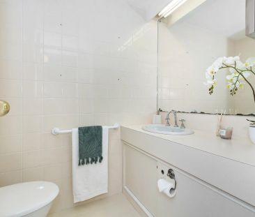 Lifestyle and Location in the Heart of Carlton - Photo 4