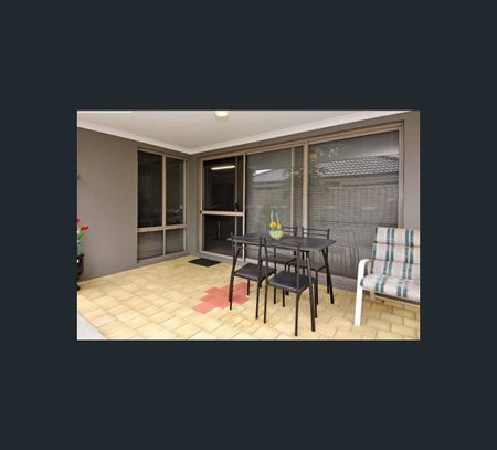 84 BETHWYN CIRCUIT, Madeley, WA 6065 - Photo 5