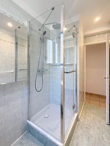 Location Appartement 3 pièces 50m² LE CANNET 06110 - Photo 5