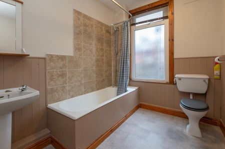 2 bedroom terraced house to rent - Photo 5