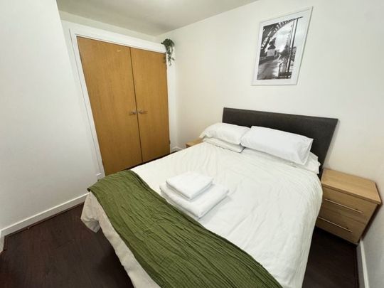2 Bed Flat, Mint Drive, B18 - Photo 1