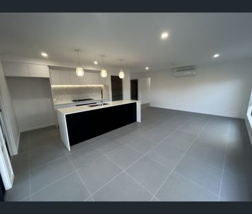 6 Bibury St, Jimboomba, Qld 4280 - Photo 6