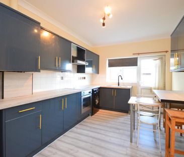 2 bedroom semi-detached house to rent - Photo 6