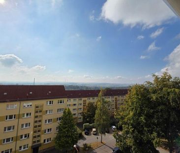 Tolle Etagenwohnung mit ZWEI Balkonen und FERNBLICK!!! - Photo 1