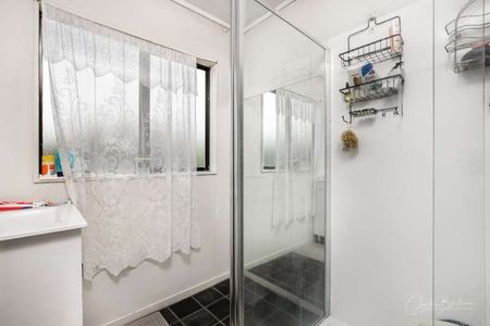 3 Bedrooms, Randwick Park - Photo 4