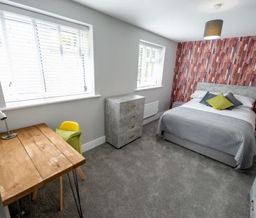 2 Bed Flat, Norwich Drive, BN2 - Photo 4