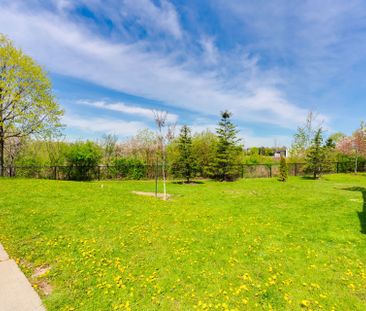 For Lease - 18 Davenhill Road, Brampton, Ontario - Photo 5