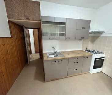 Pronájem bytu 2+1 • 52 m² bez realitkyMalovická, Praha - Záběhlice - Photo 1