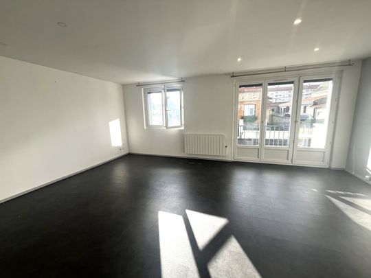 Location Appartement 3 pièces 68m² ST ETIENNE DU ROUVRAY 76800 - Photo 1