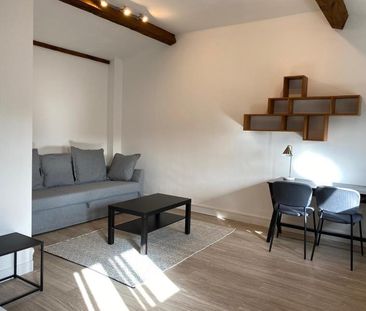 Location Appartement 1 pièce 30m² BORDEAUX 33000 - Photo 2