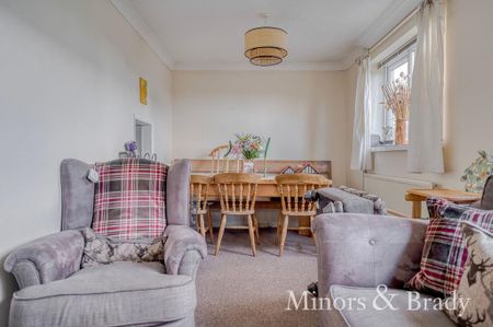 2 bedroom detached bungalow to rent - Photo 3