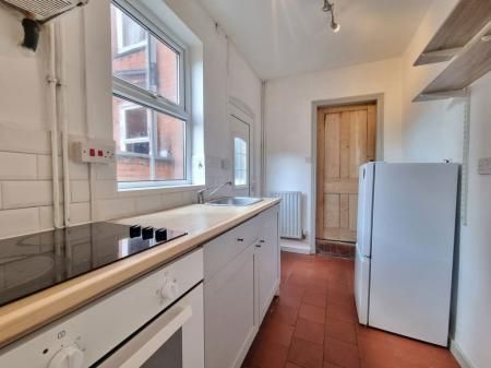 Clarendon Park Road, Leicester - Photo 4